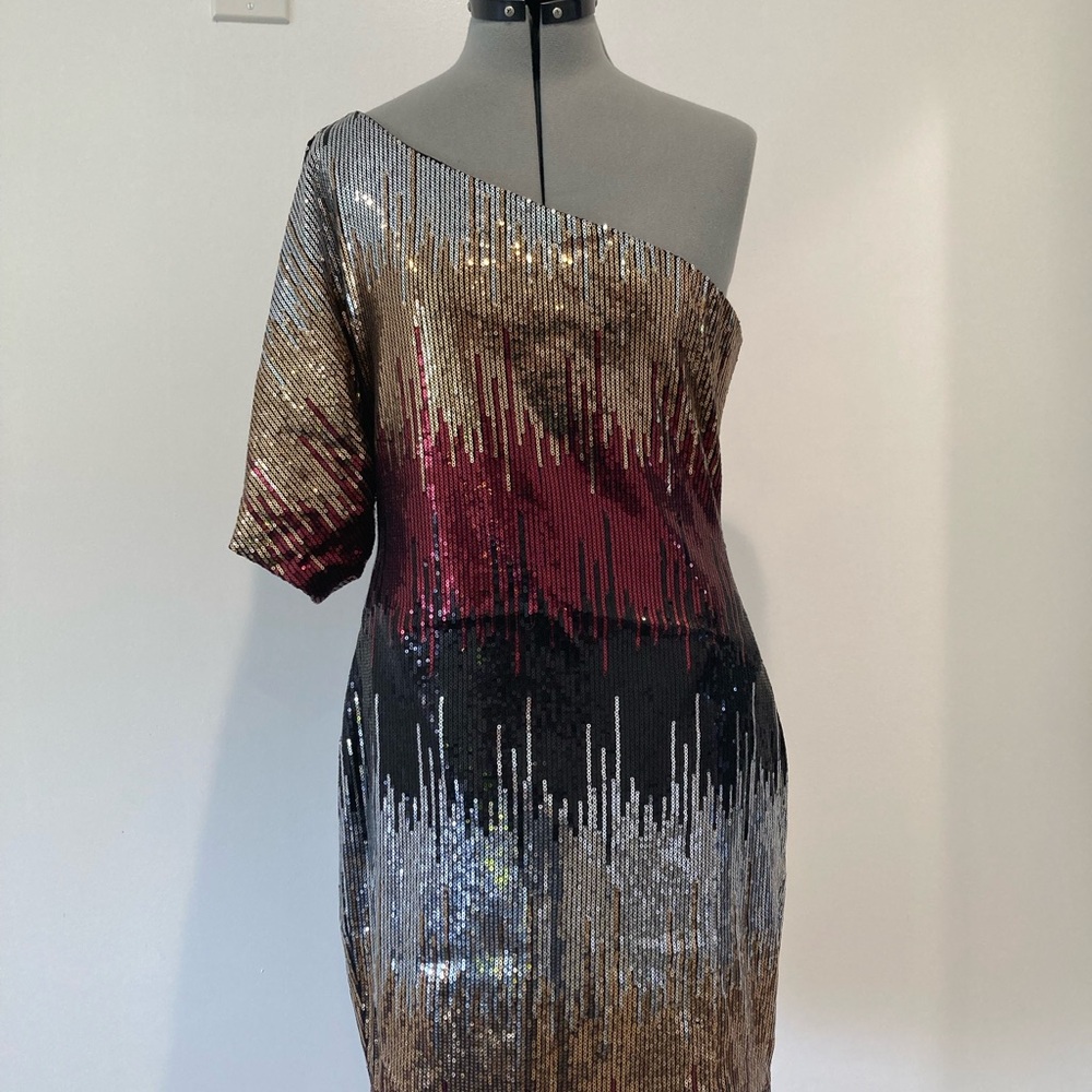 Bisou Bisou Asymmetric Sequin Cocktail Dress in Silver, Red & Black, Size 12